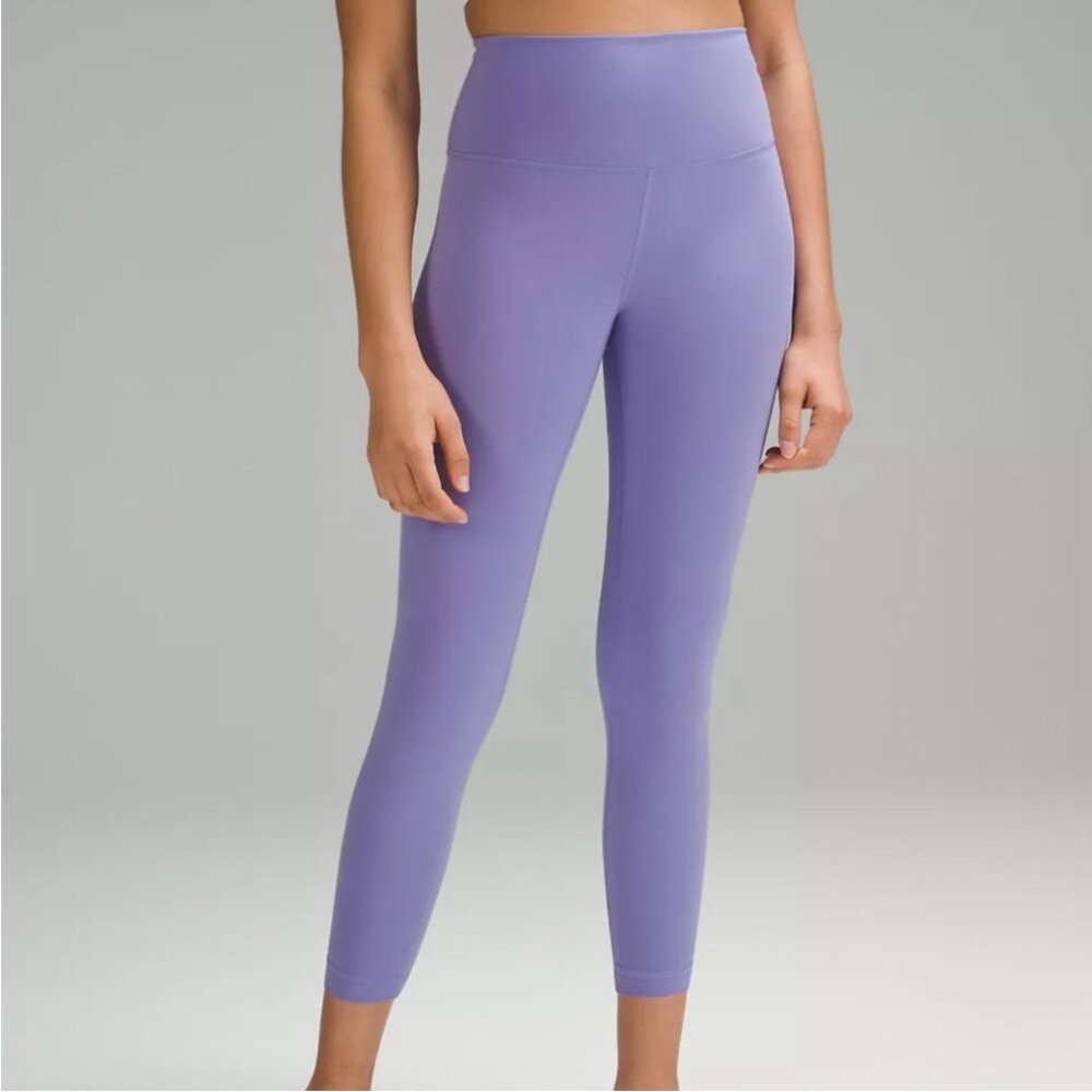 Lululemon Wunder Train HR Tight 25" size 10 in Dark Lavender